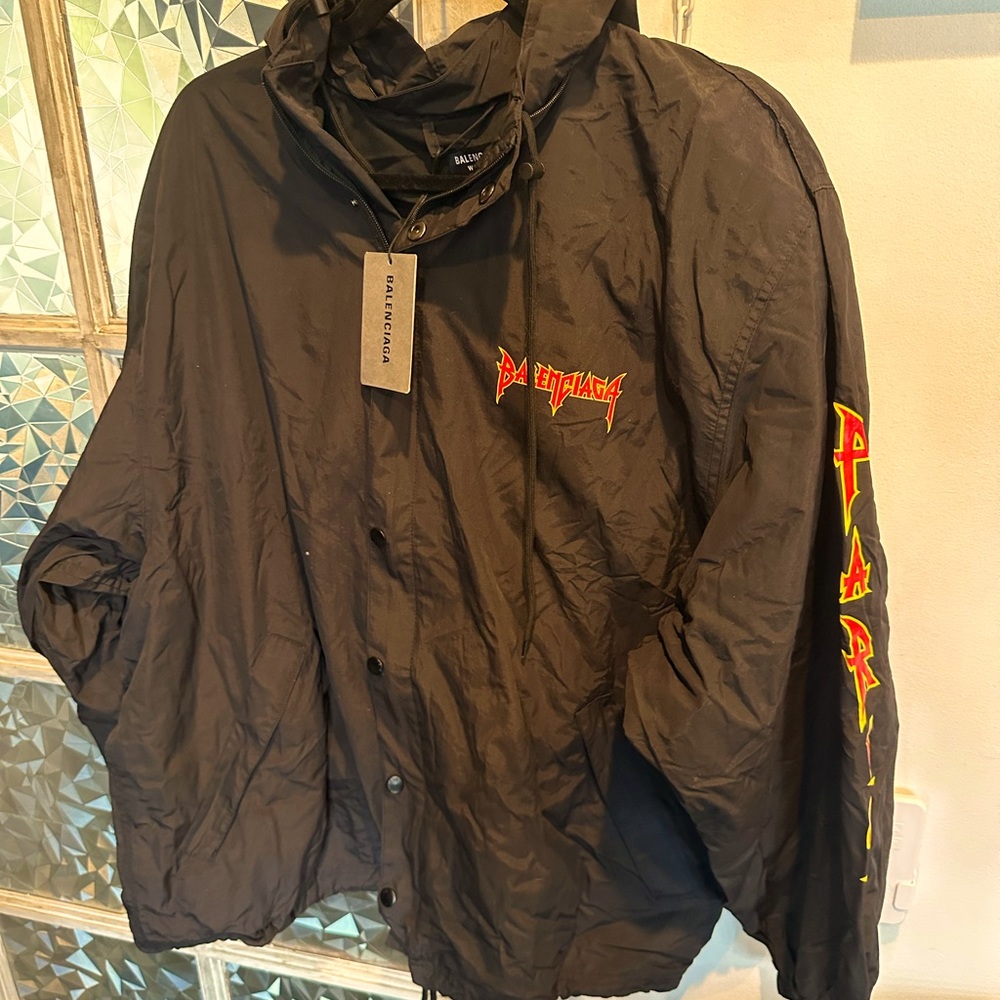 Windbreaker hoodie